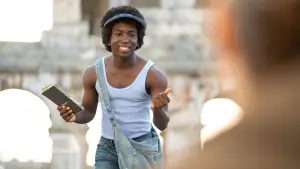 Backdrop to the movie "Momo" #519652