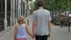 Backdrop to the movie "Amanda" #666566