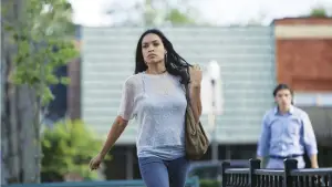 Backdrop to the movie "Krystal" #673357