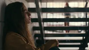 Backdrop to the movie "Woman of the Hour" #597012