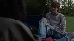 Backdrop to the movie "Bones and All" #811198