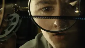 Backdrop to the movie "The Fabelmans" #639608