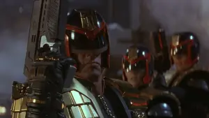 Backdrop to the movie "Judge Dredd" #682129