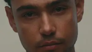 Backdrop to the movie "Lurker" #779601