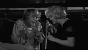 Backdrop to the movie "Some Like It Hot" #645879