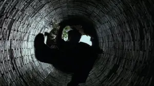 Backdrop to the movie "Batman Begins" #558571