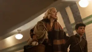 Backdrop to the movie "Blitz" #679723