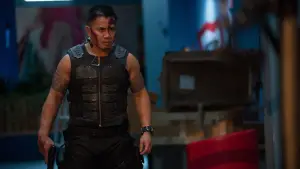 Backdrop to the movie "Security" #726542