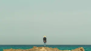 Backdrop to the movie "It Must Be Heaven" #425136