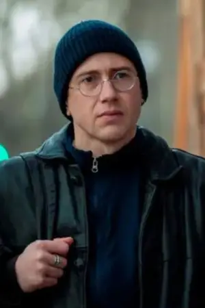 Poster to the movie "At Work" #538115