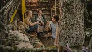 Backdrop to the movie "Woodwalkers" #571816