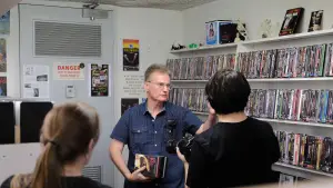 Backdrop to the movie "Planet of the Tapes" #543744