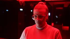 Backdrop to the movie "Beyond the Black Rainbow" #390310