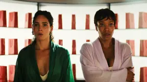 Backdrop to the movie "Blink Twice" #780313