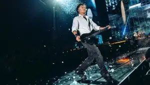 Backdrop to the movie "谢霆锋2026进化演唱会成都站" #822232