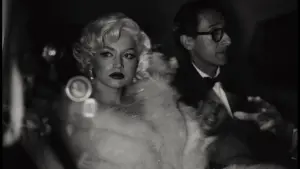 Backdrop to the movie "Blonde" #504837