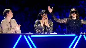 Backdrop to the movie "Dimension 20 Live: Viva Más Vegas" #776125