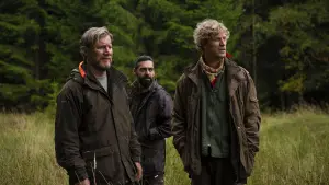 Backdrop to the movie "Hunters on a White Field" #434701