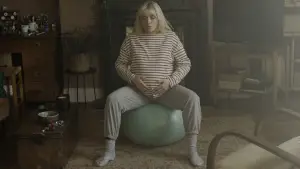 Backdrop to the movie "We Live in Time" #563091