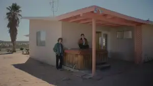 Backdrop to the movie "Room Temperature" #780612