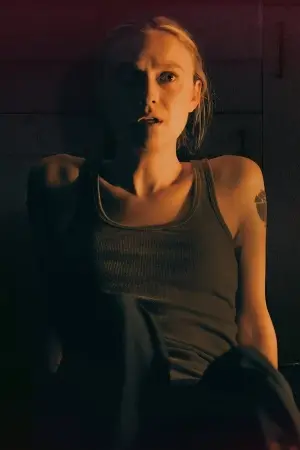 Poster to the movie "Vicious" #588327