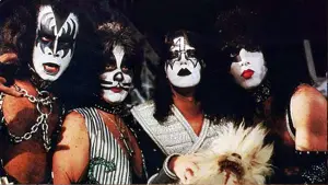 Backdrop to the movie "KISS Meets the Phantom of the Park" #709448