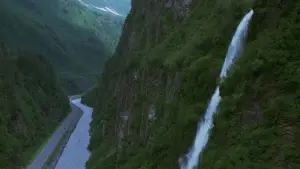 Backdrop to the movie "Insomnia" #597547