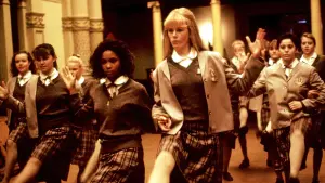 Backdrop to the movie "Flirting" #457630