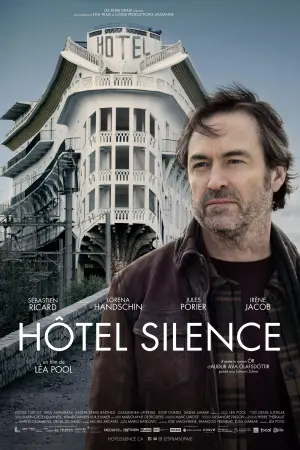 Poster to the movie "Hôtel Silence" #413109