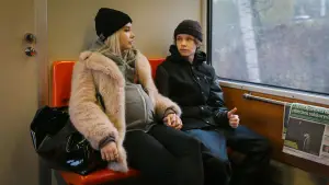 Backdrop to the movie "Stupid Young Heart" #768378