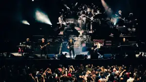 Backdrop to the movie "The Cure: The Show Of A Lost World (Troxy Live 2024)" #932188