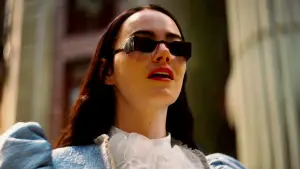 Backdrop to the movie "Poor Things" #584066