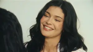 Backdrop to the movie "The Moment" #516683