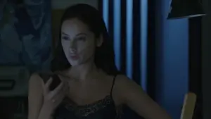 Backdrop to the movie "Laruan" #412421