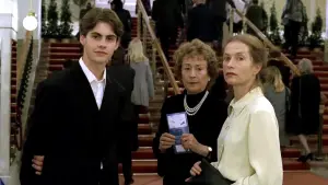 Backdrop to the movie "The Piano Teacher" #701132