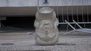 Backdrop to the movie "Apocalypse in the Tropics" #677903