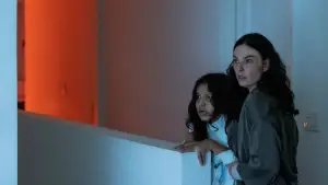 Backdrop to the movie "Quarto do Pânico" #606623