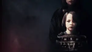 Backdrop to the movie "Mom" #708431