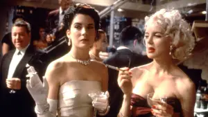 Backdrop to the movie "Cafe Society" #706822