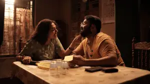 Backdrop to the movie "Thudarum" #719792