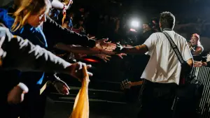 Backdrop to the movie "Twenty One Pilots: More Than We Ever Imagined" #767514