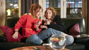 Backdrop to the movie "Loue-moi !" #647562