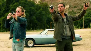 Backdrop to the movie "Under Fire" #632124