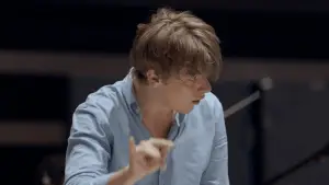 Backdrop to the movie "Nous l