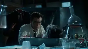 Backdrop to the movie "Re-Animator" #875542