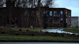 Backdrop to the movie "Fifth Mission" #775992