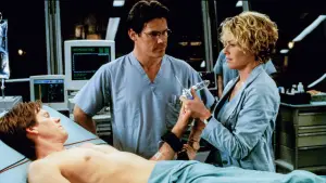 Backdrop to the movie "Hollow Man" #803085