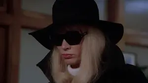 Backdrop to the movie "Family Plot" #715510