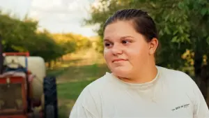 Backdrop to the movie "Super Drunk" #382618