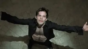 Backdrop to the movie "Blade" #621100